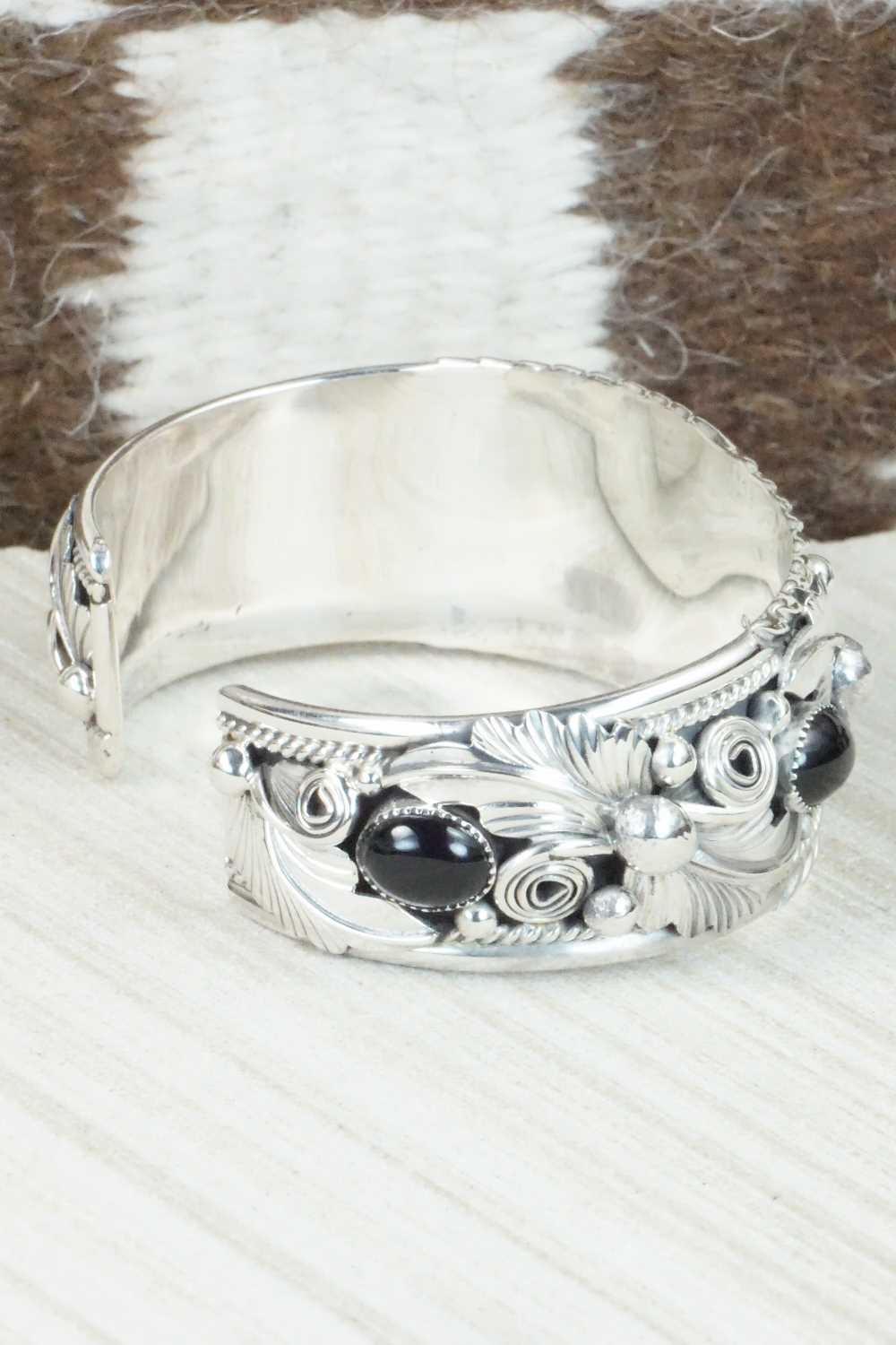 Onyx & Sterling Silver Bracelet - Henry Attakai