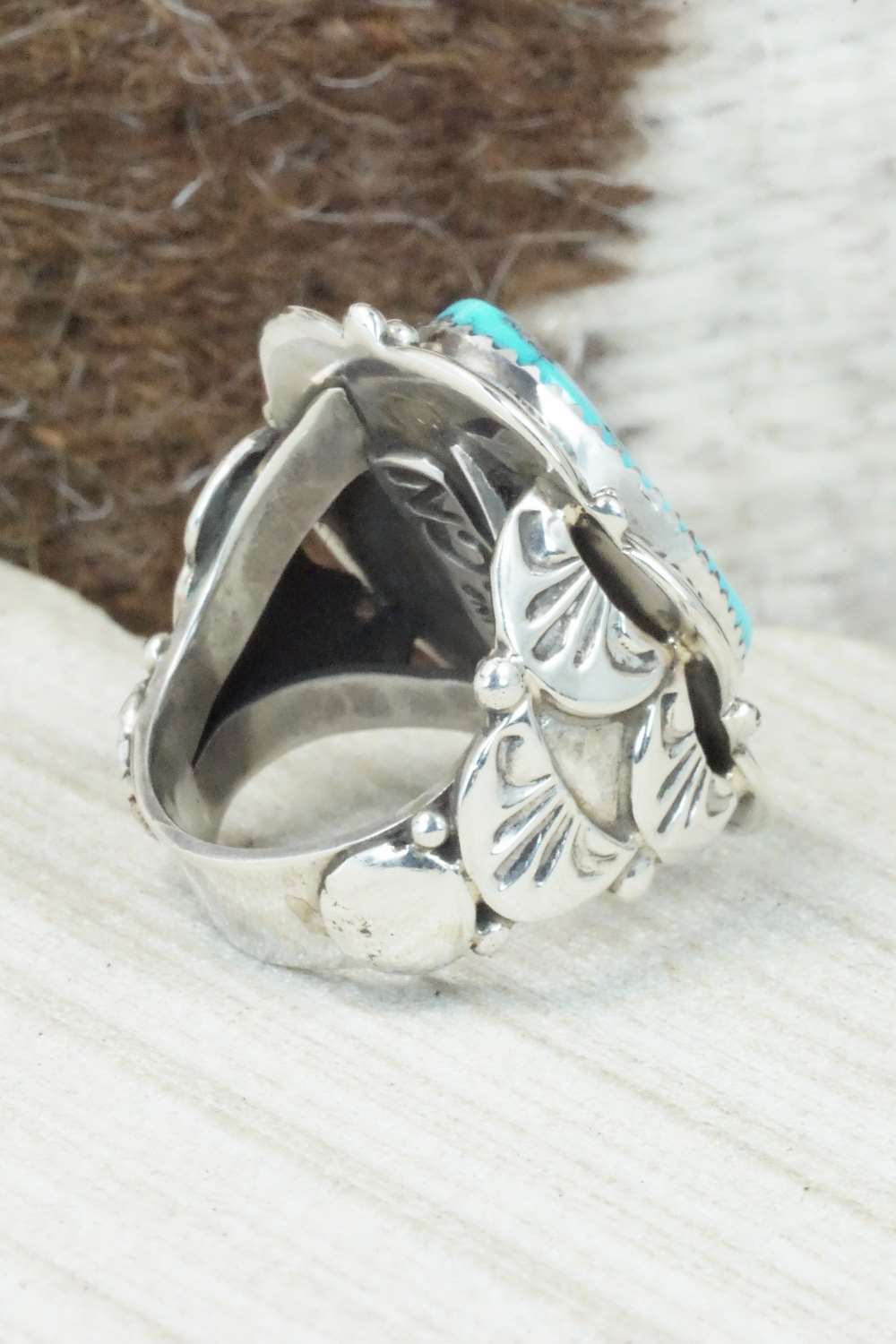 Turquoise & Sterling Silver Ring - Clem Nalwood - Size 6.75