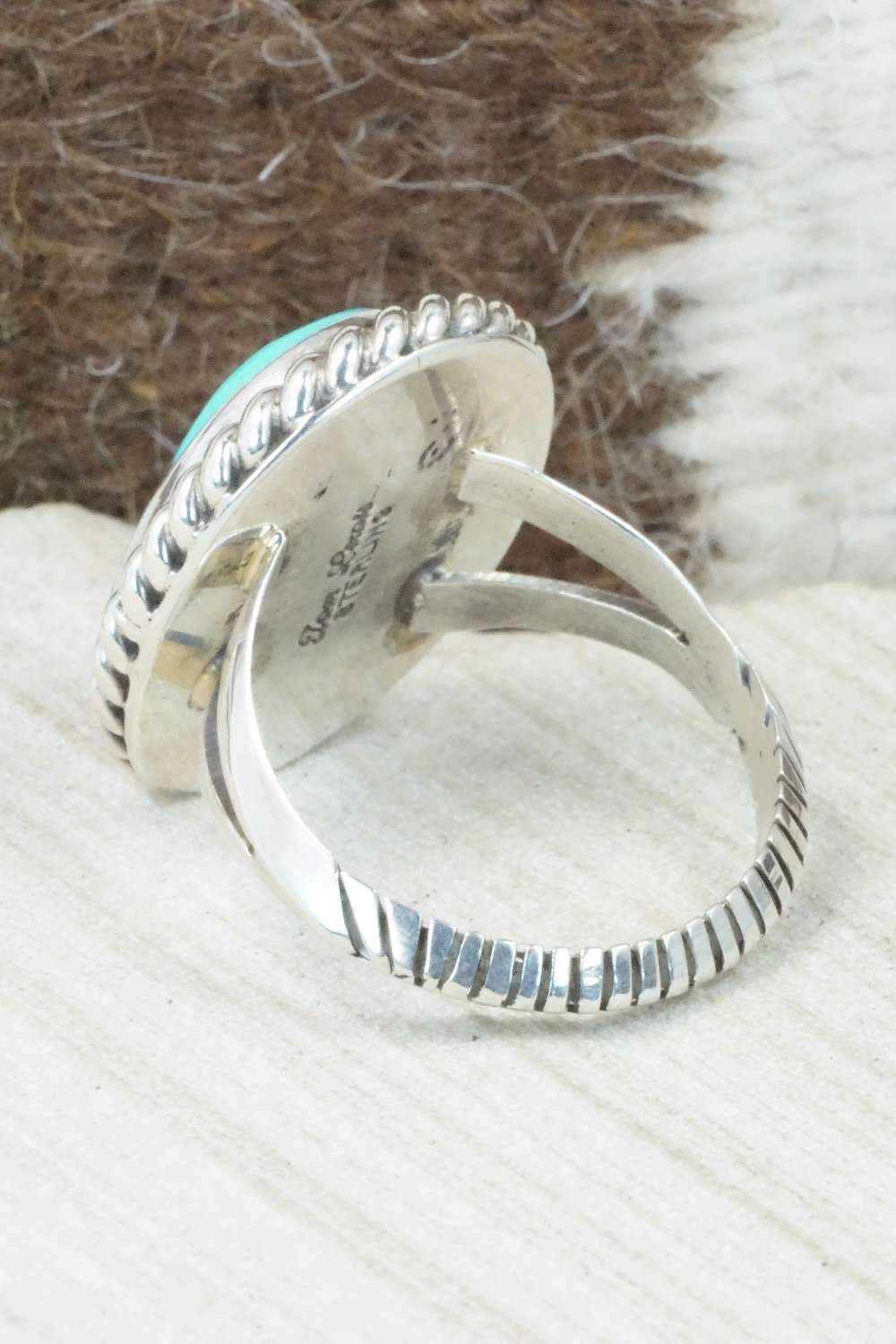 Turquoise & Sterling Silver Ring - Tom Lewis - Size 15