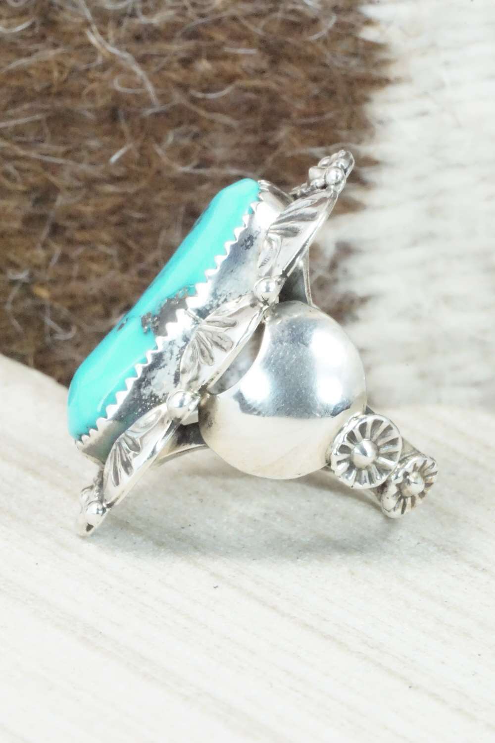 Turquoise & Sterling Silver Ring - Clem Nalwood - Size 7