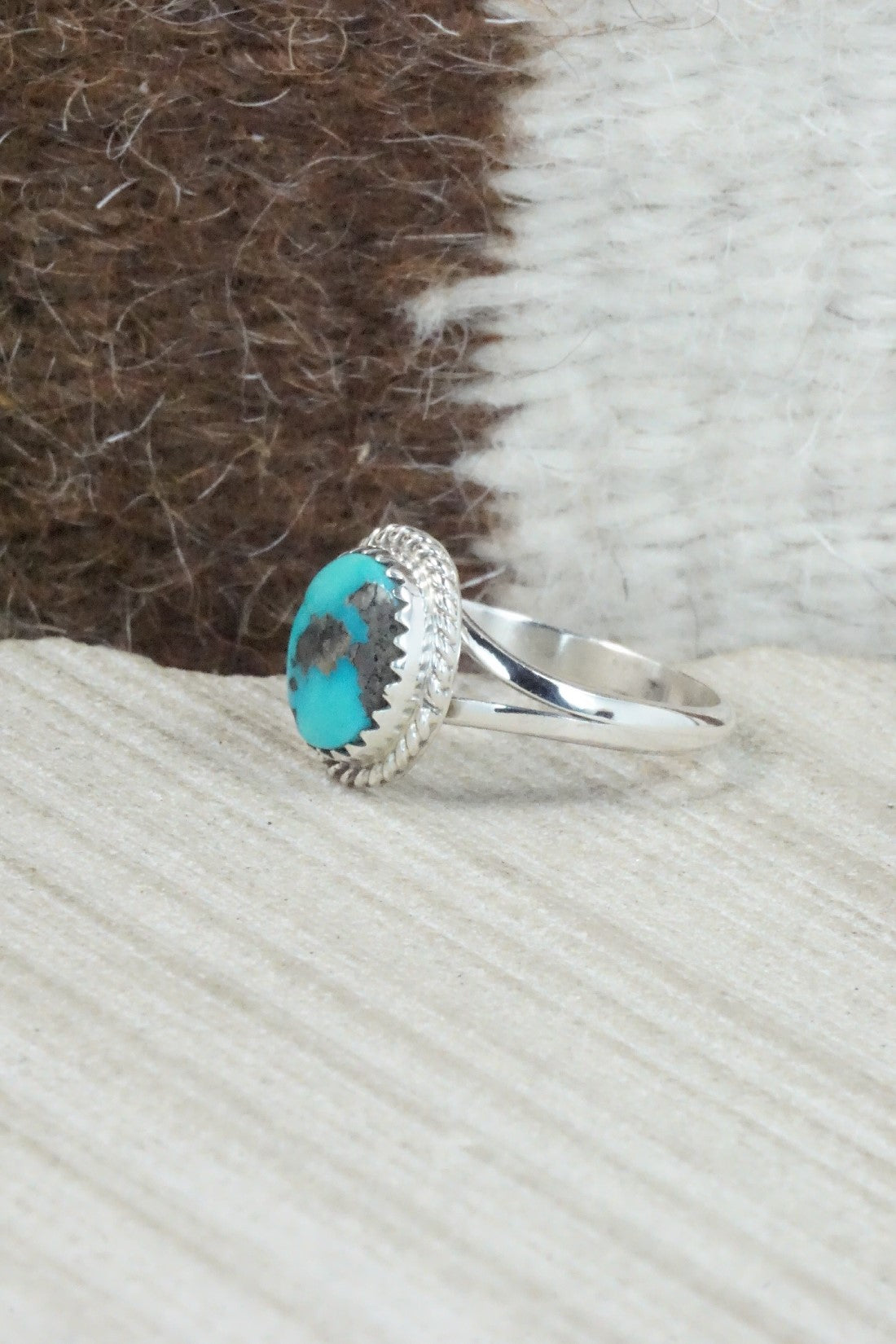 Turquoise & Sterling Silver Ring - Jamie Saunders - Size 8