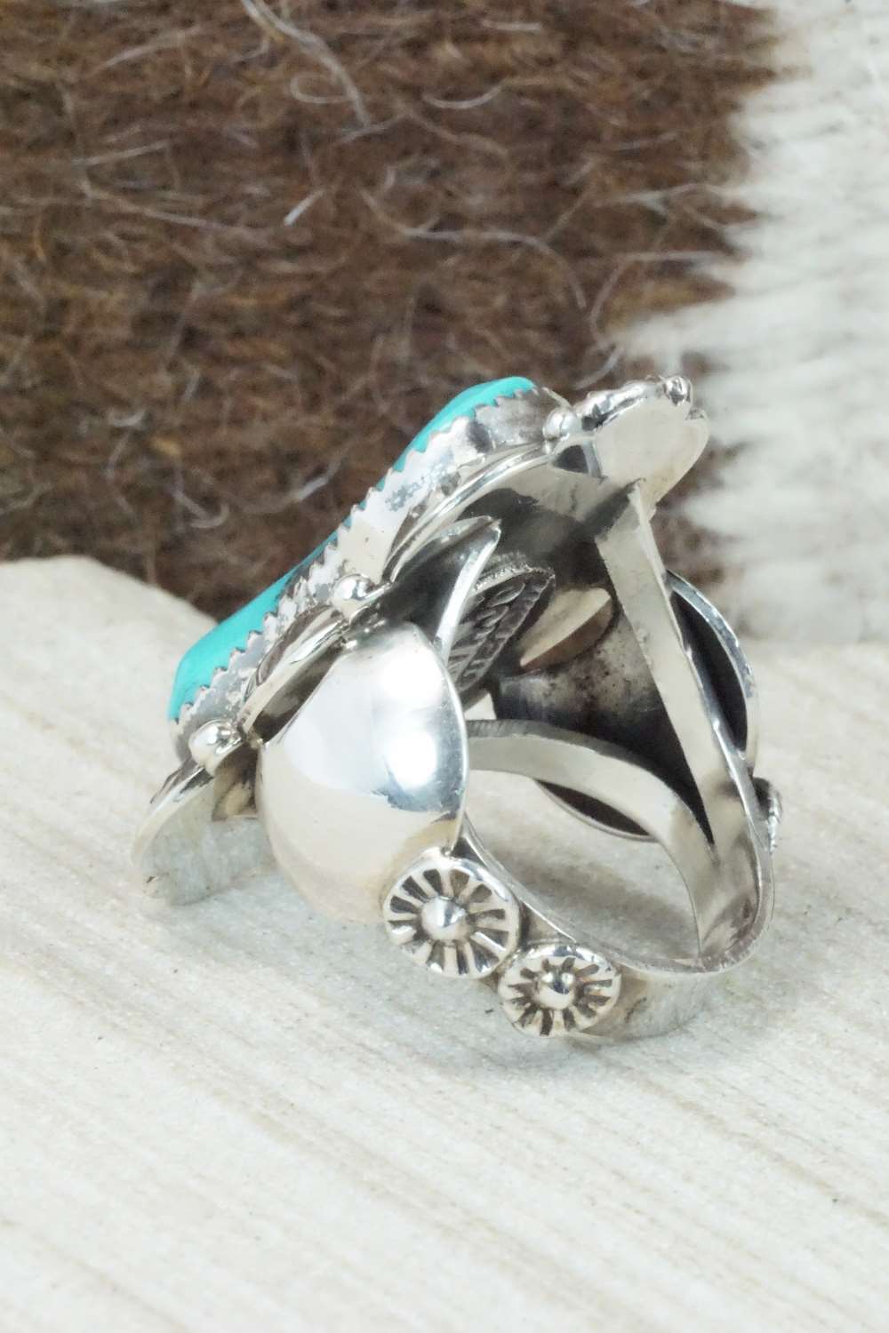 Turquoise & Sterling Silver Ring - Clem Nalwood - Size 7