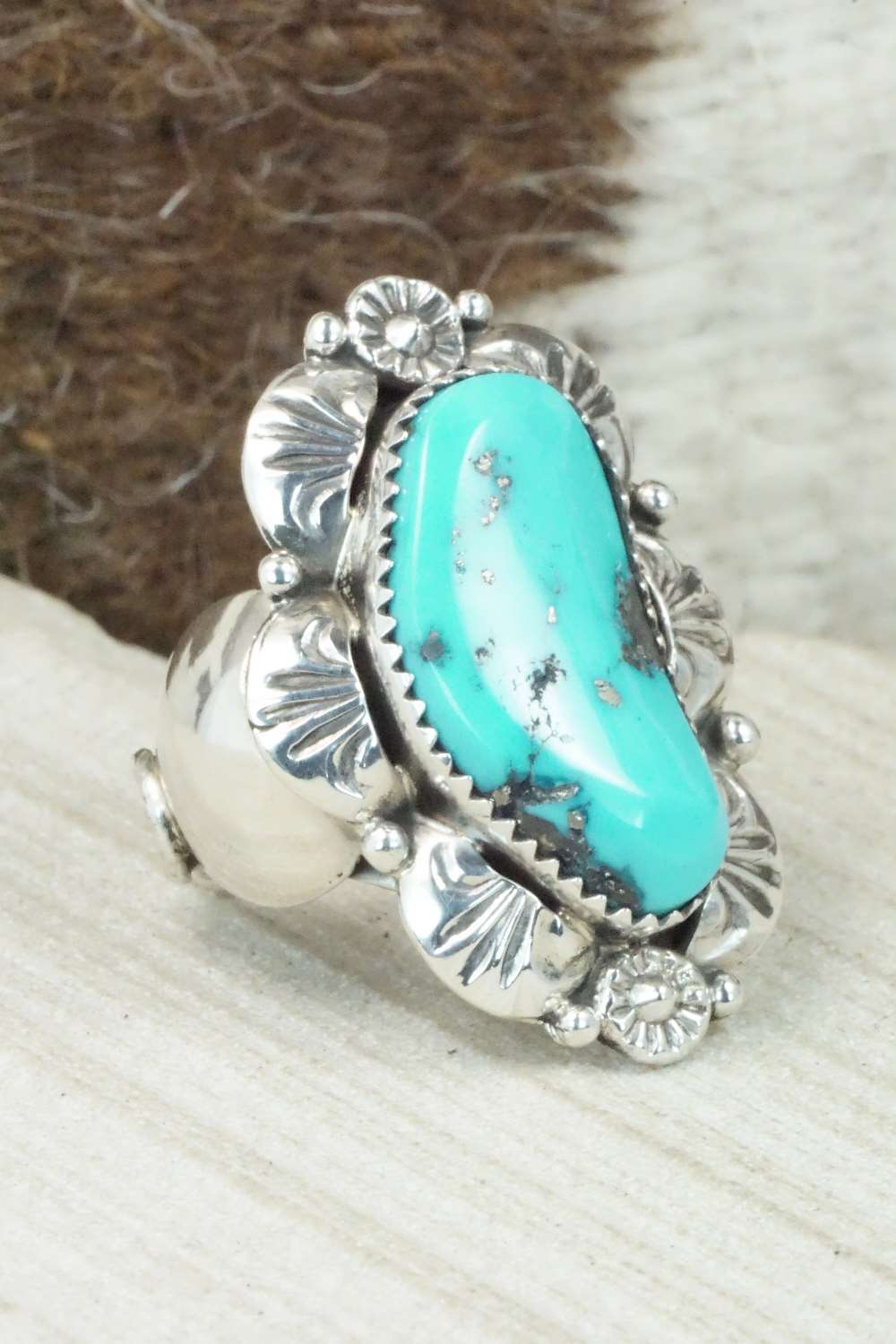 Turquoise & Sterling Silver Ring - Clem Nalwood - Size 7