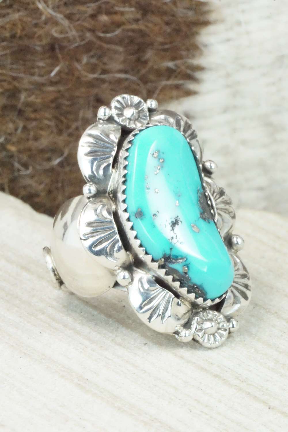 Turquoise & Sterling Silver Ring - Clem Nalwood - Size 7