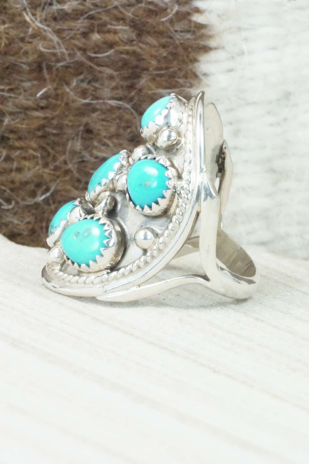 Turquoise & Sterling Silver Ring - Size 8.75