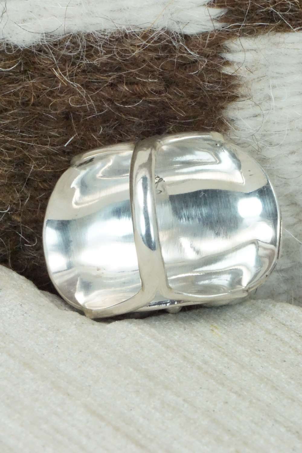 Turquoise & Sterling Silver Ring - Size 8.75