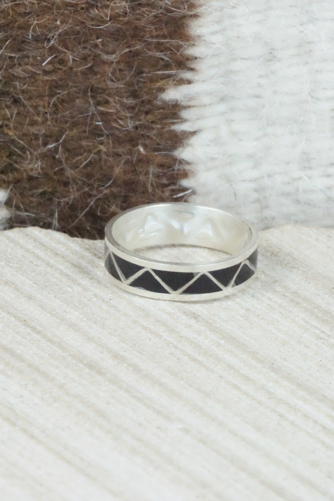 Onyx & Sterling Silver Ring - Roger Morgan - Size 9.25