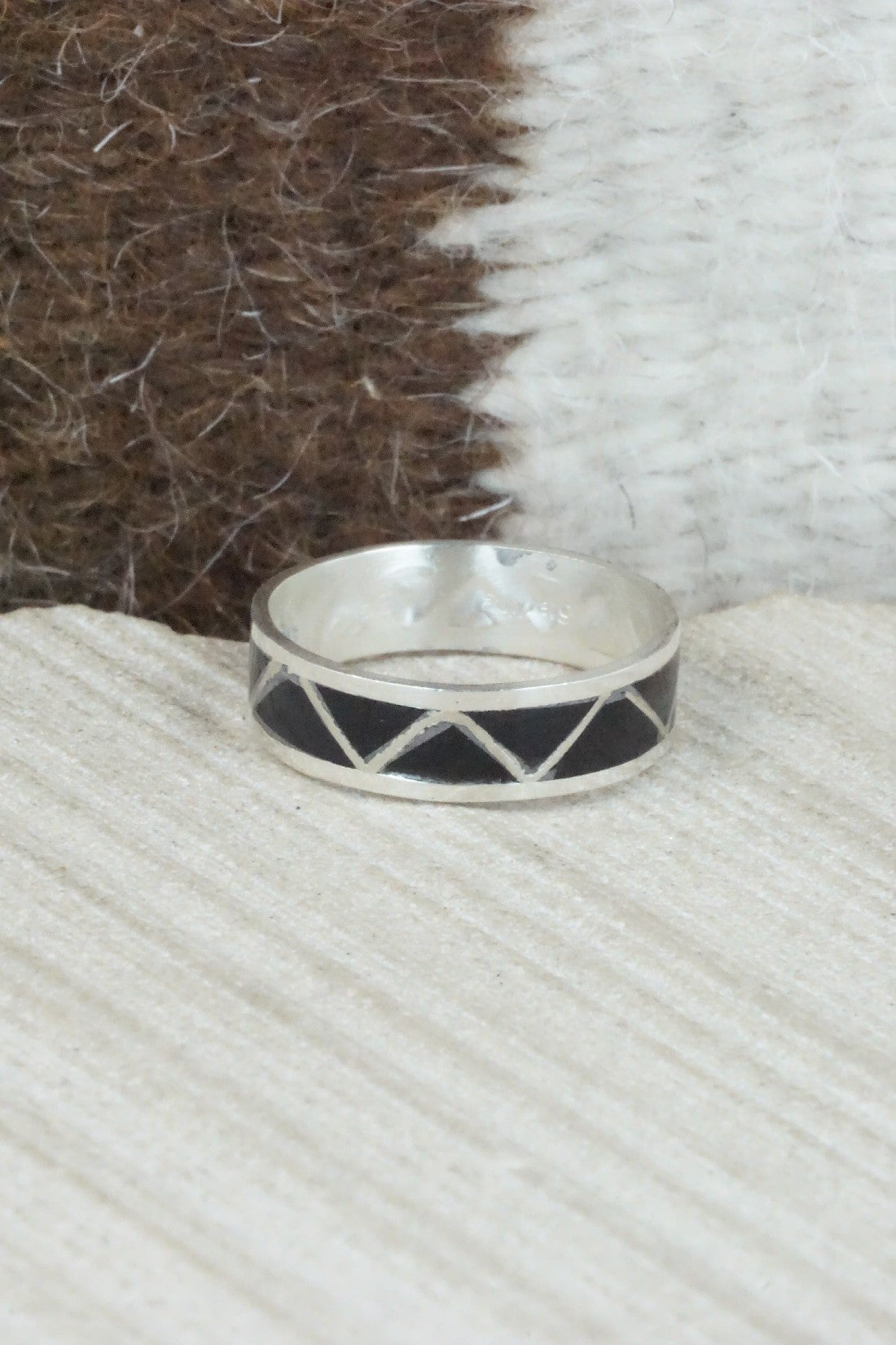 Onyx & Sterling Silver Ring - Roger Morgan - Size 9.25