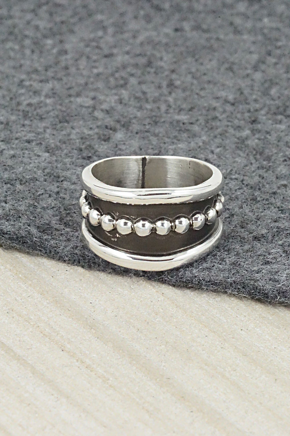 Sterling Silver Ring - Tom Hawk - Size 9.5