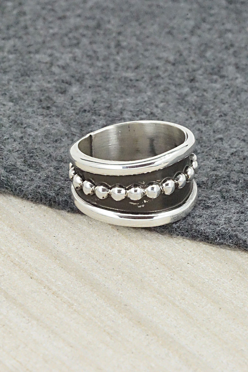 Sterling Silver Ring - Tom Hawk - Size 9.5