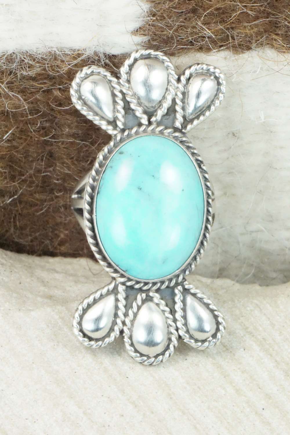 Turquoise & Sterling Silver Ring - Size 6.5