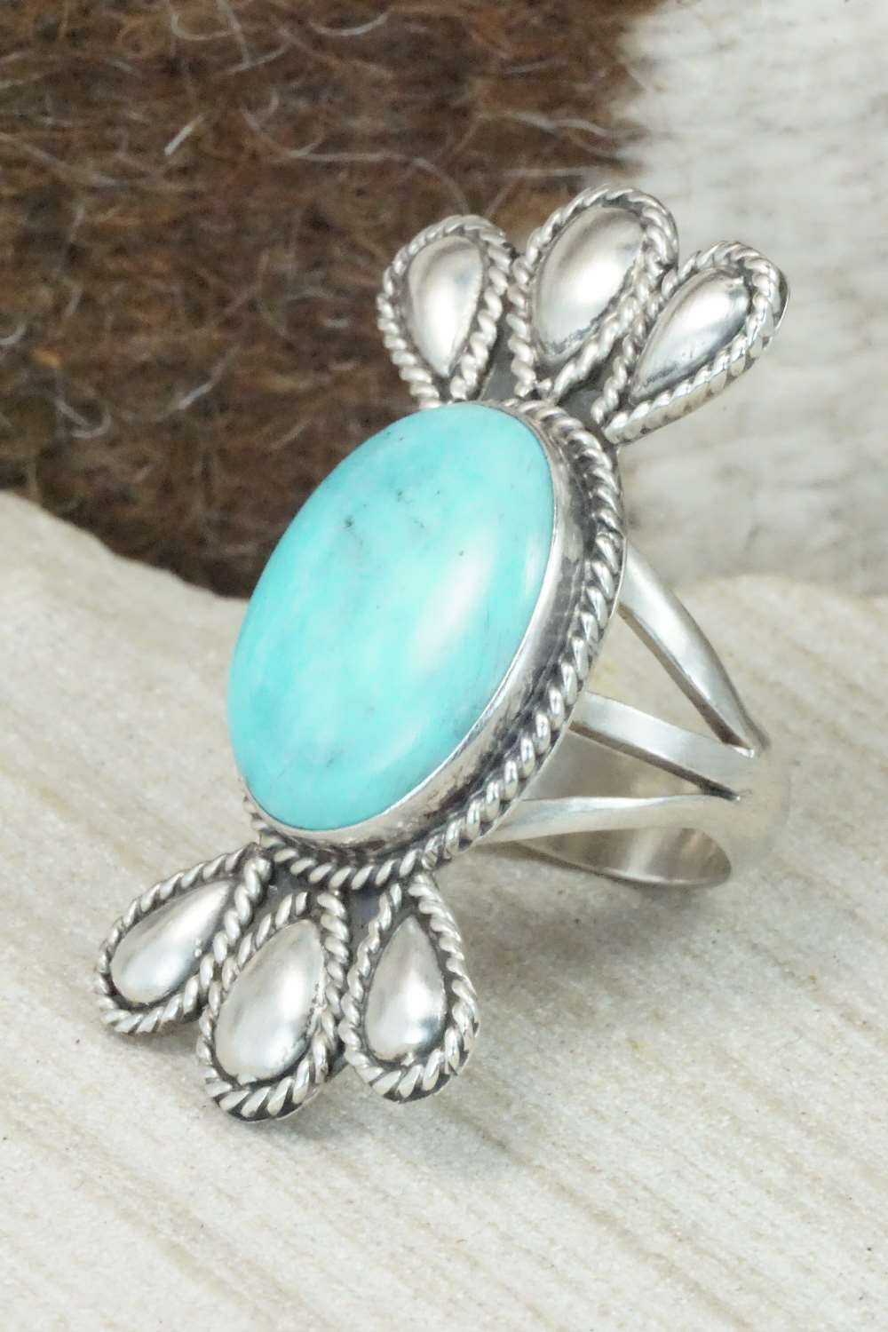 Turquoise & Sterling Silver Ring - Size 6.5