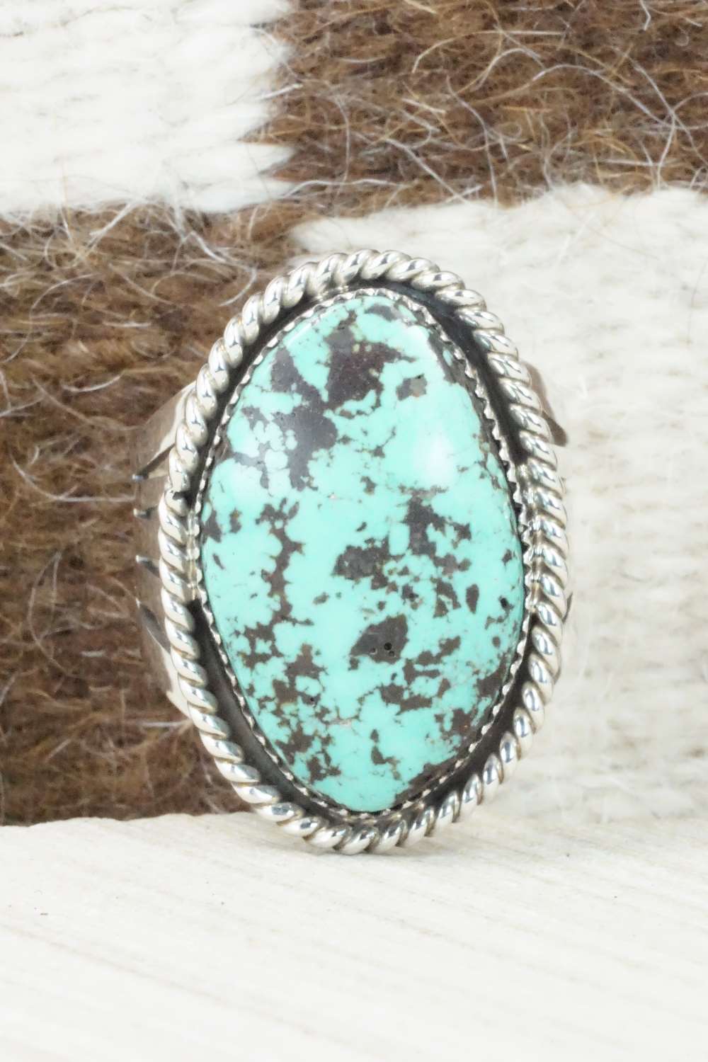 Turquoise & Sterling Silver Ring - Size 13.5