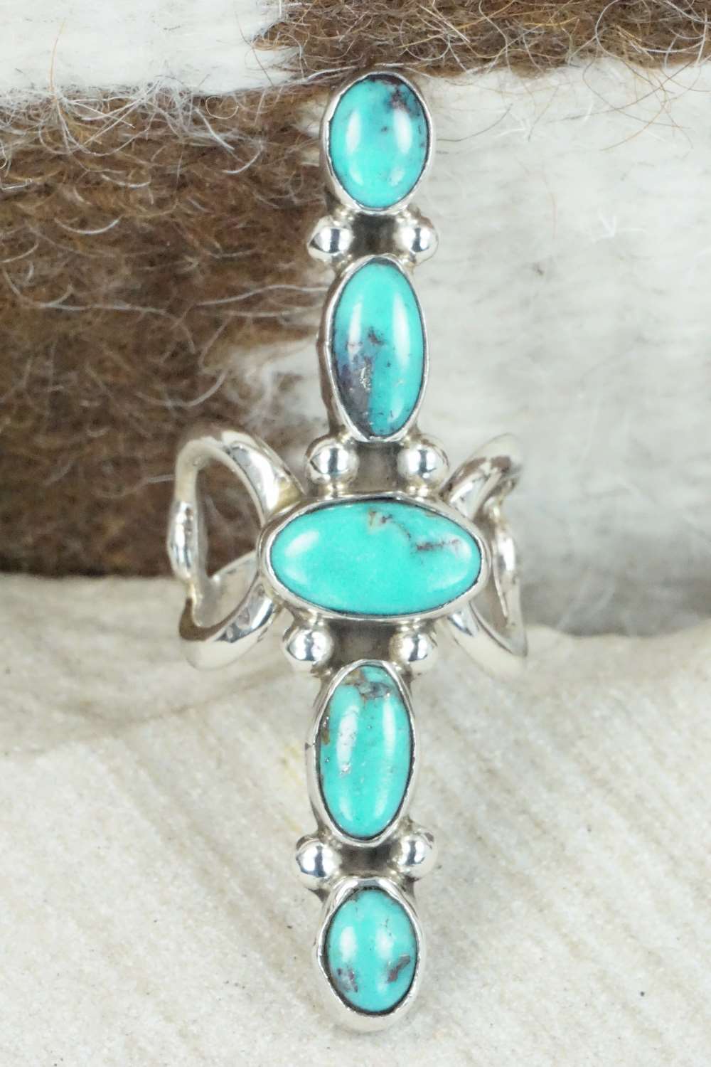 Turquoise & Sterling Silver Ring - Size 6.25