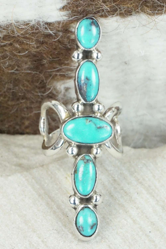 Turquoise & Sterling Silver Ring - Size 6.25