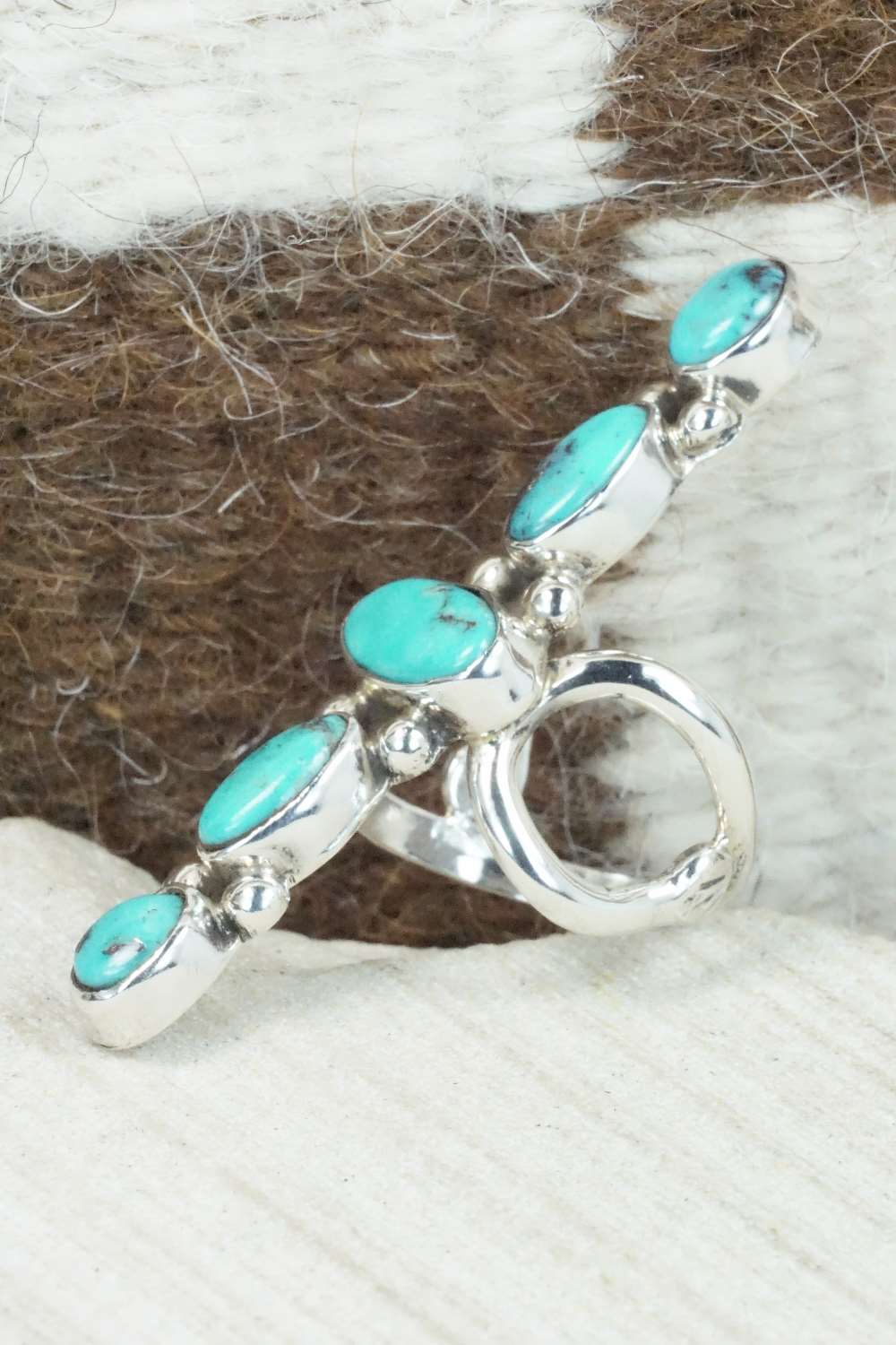 Turquoise & Sterling Silver Ring - Size 6.25