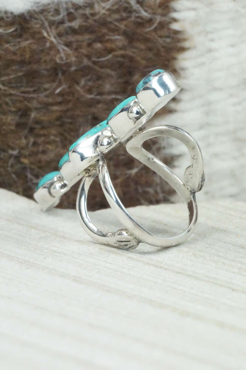 Turquoise & Sterling Silver Ring - Size 6.25