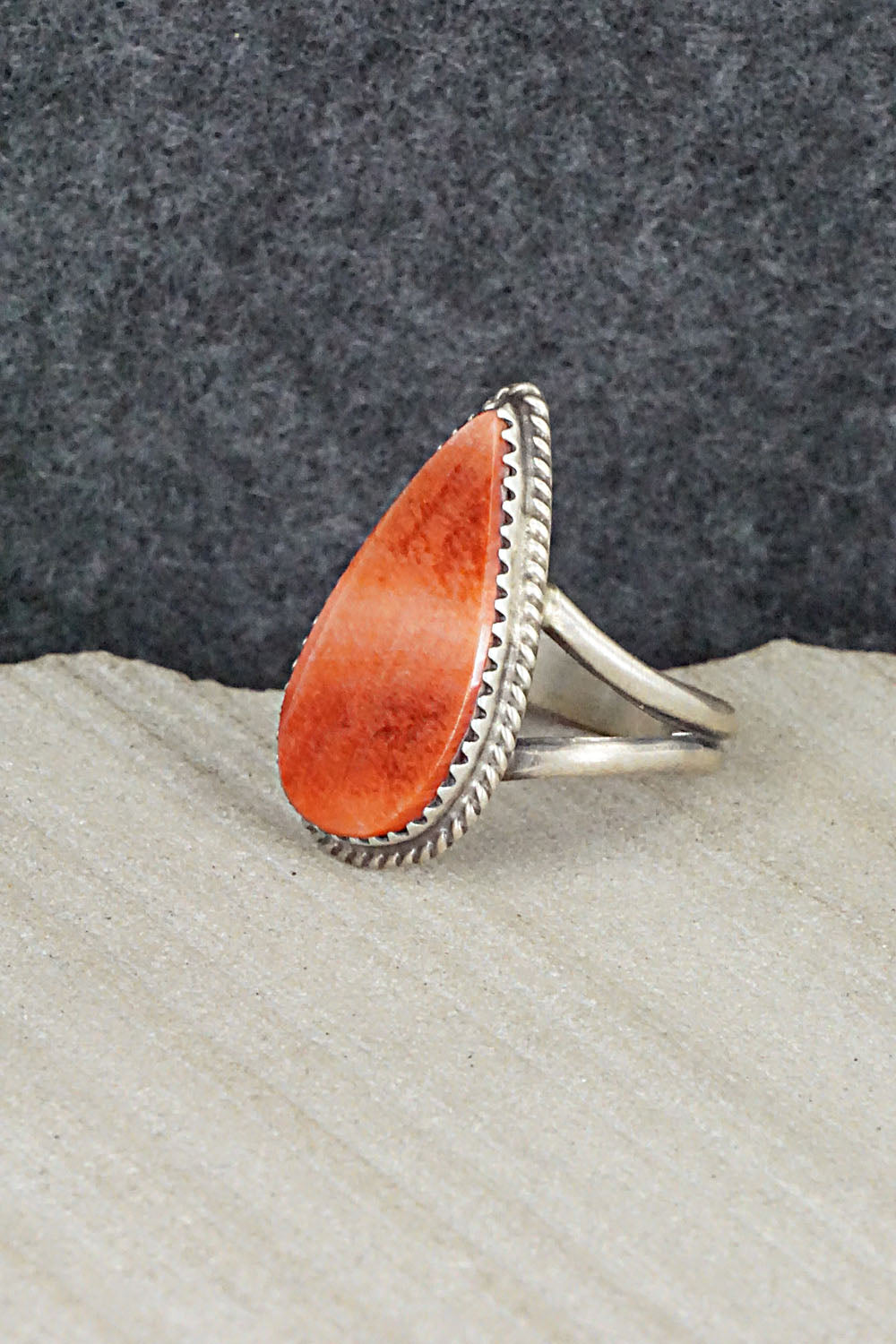 Spiny Oyster & Sterling Silver Ring - Selina Warner - Size 6.75