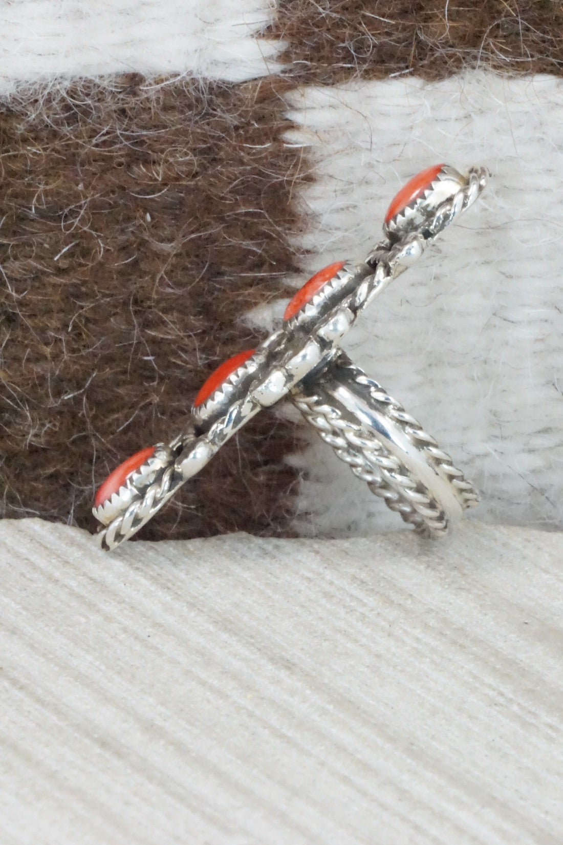 Spiny Oyster & Sterling Silver Ring - Priscilla Reeder - Size 8