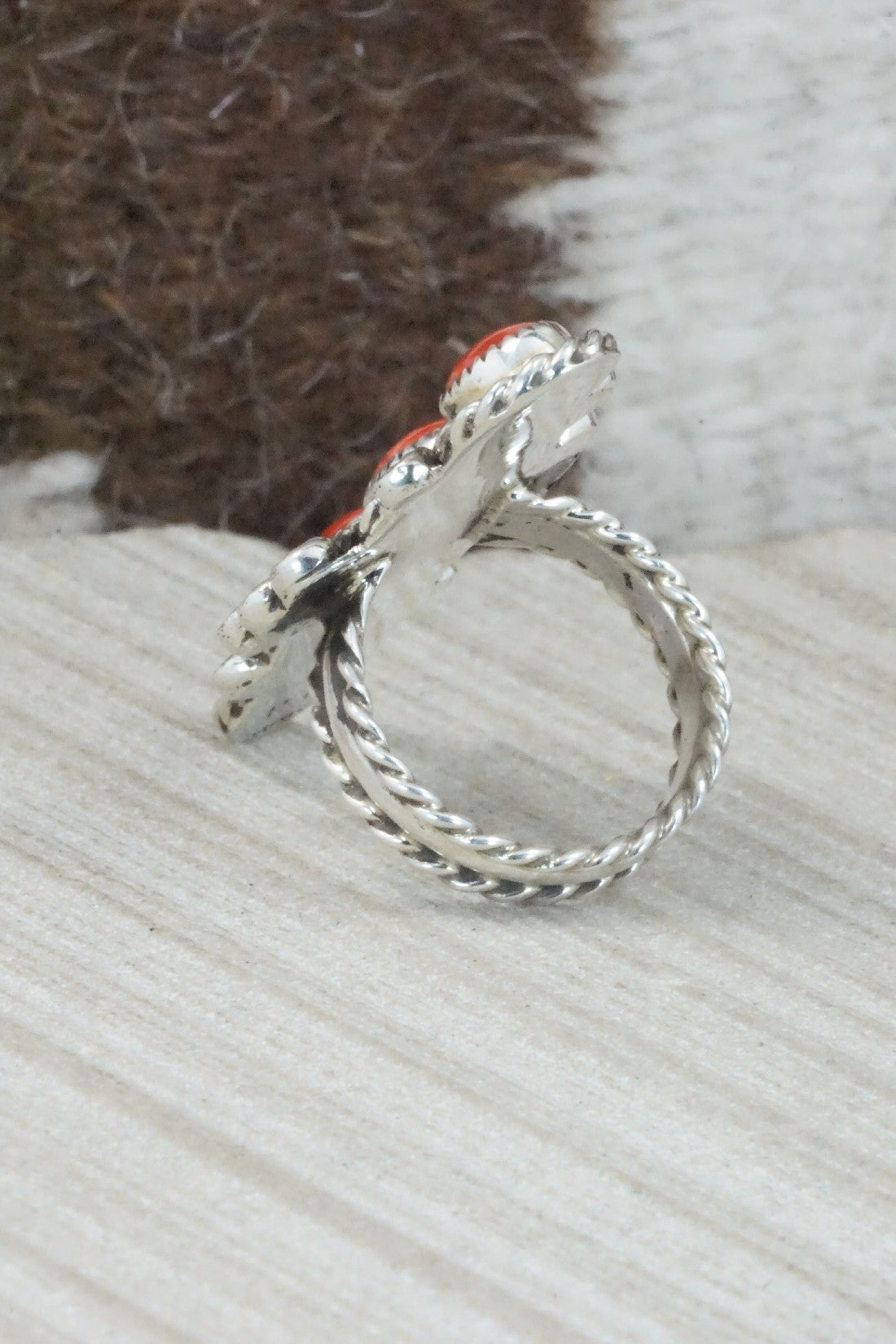 Spiny Oyster & Sterling Silver Ring - Priscilla Reeder - Size 8