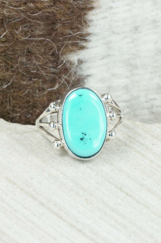 Turquoise & Sterling Silver Ring - Size 7.75