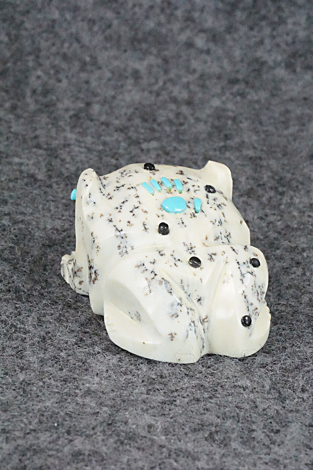 Frog Zuni Fetish Carving - Danette Laate
