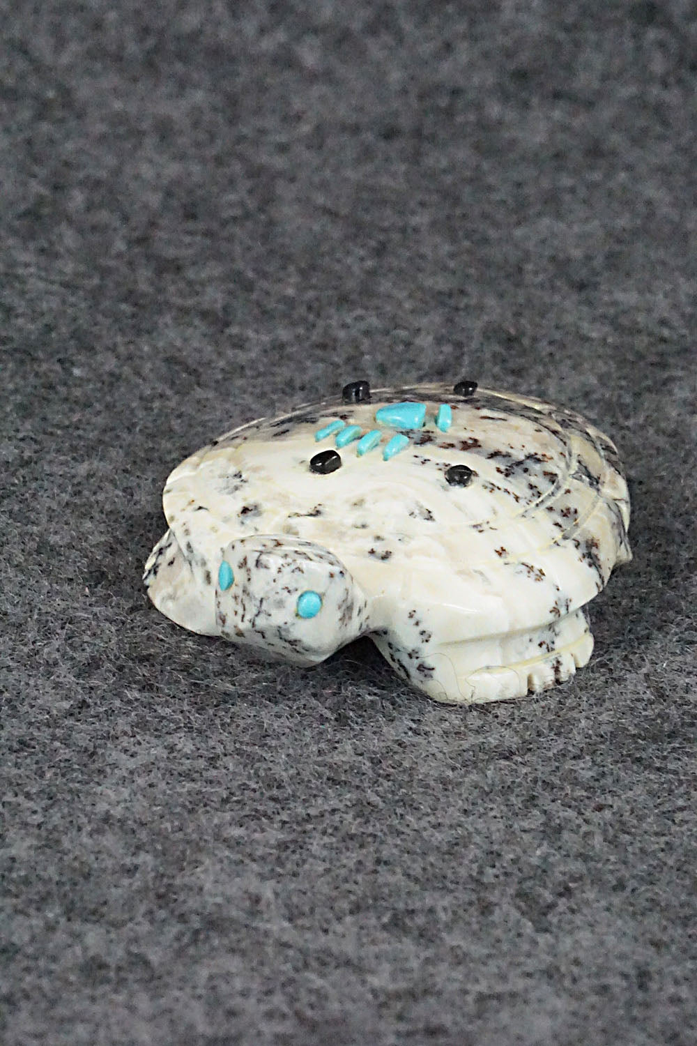 Turtle Zuni Fetish Carving - Danette Laate