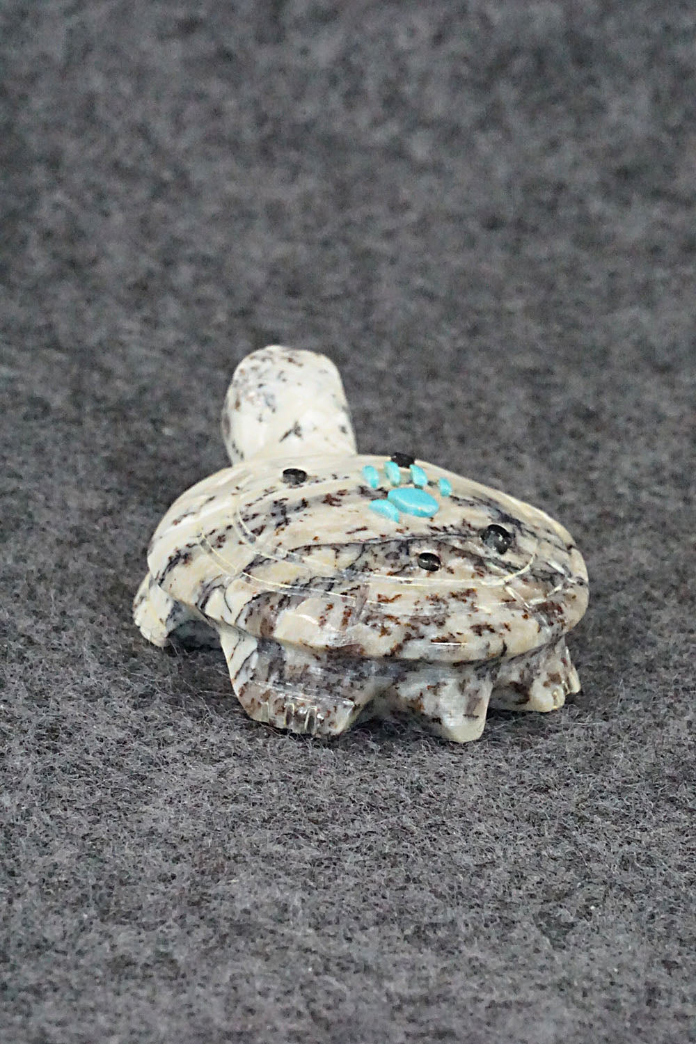 Turtle Zuni Fetish Carving - Danette Laate