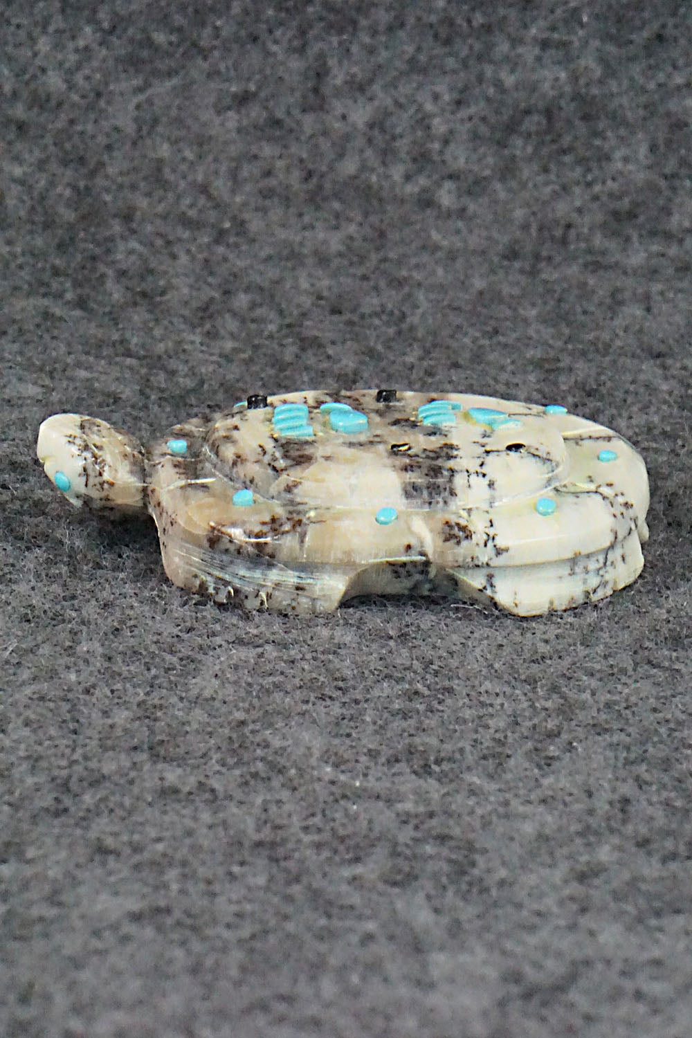 Turtle Zuni Fetish Carving - Danette Laate