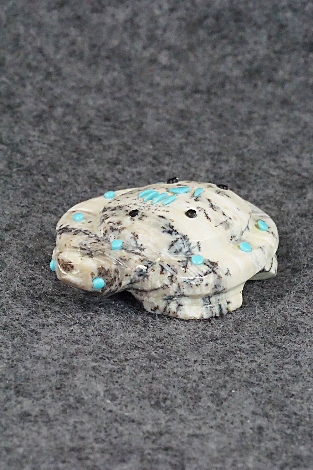 Turtle Zuni Fetish Carving - Danette Laate
