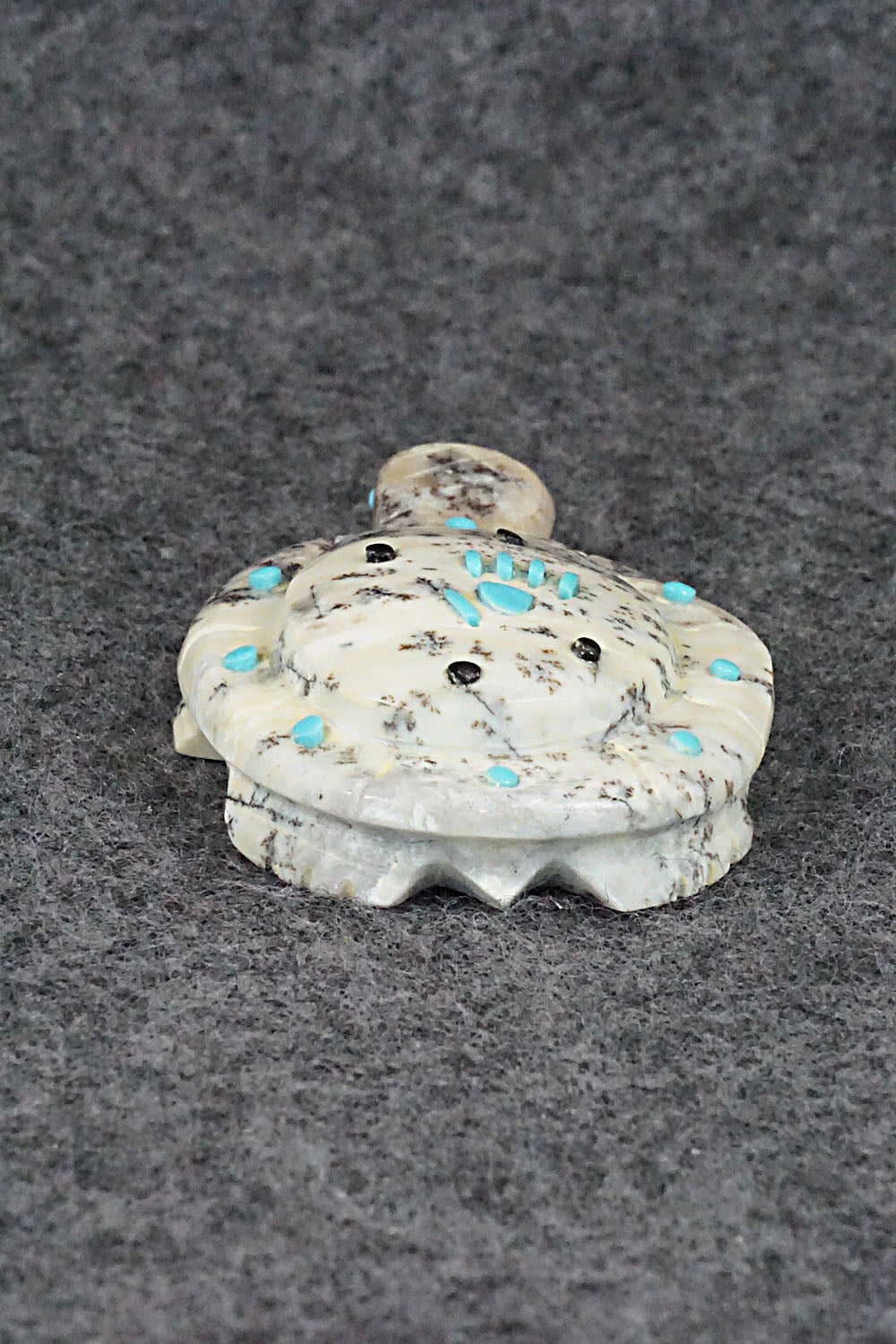 Turtle Zuni Fetish Carving - Danette Laate