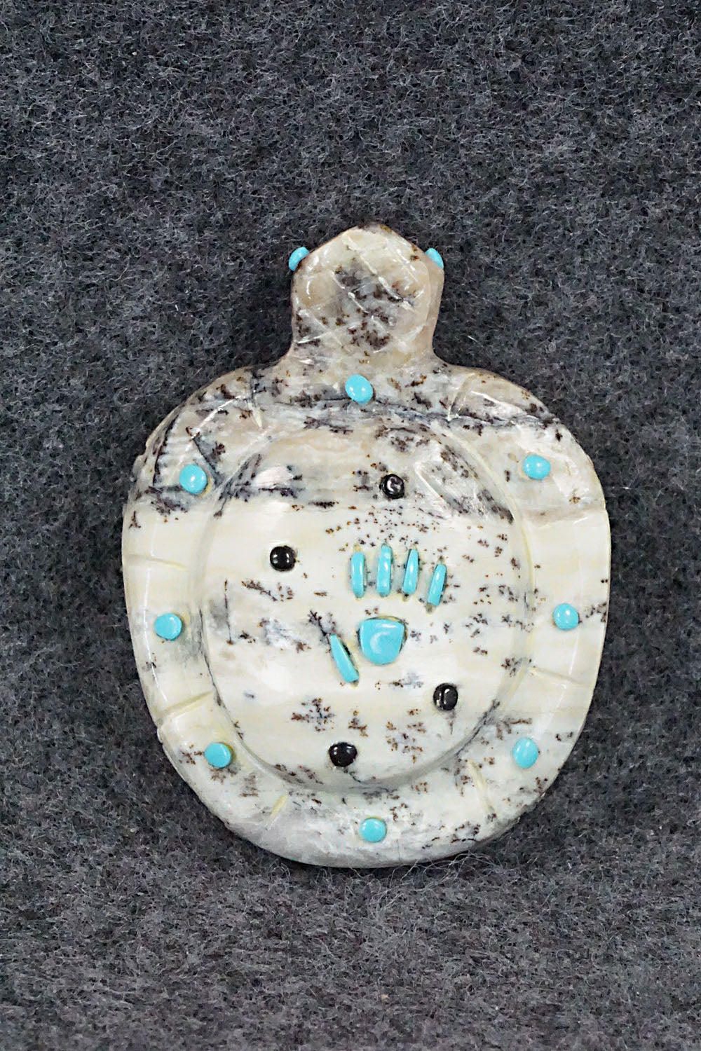 Turtle Zuni Fetish Carving - Danette Laate