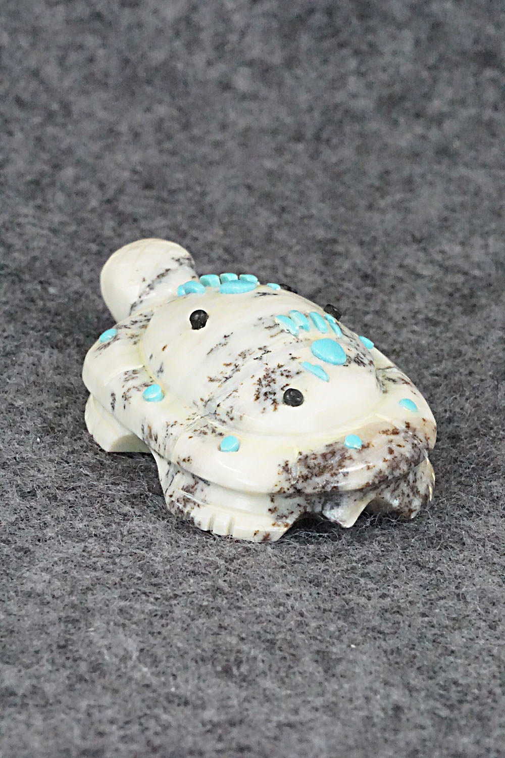Turtle Zuni Fetish Carving - Danette Laate