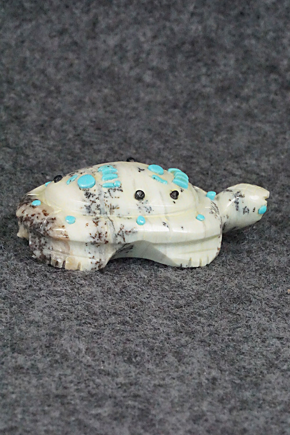 Turtle Zuni Fetish Carving - Danette Laate