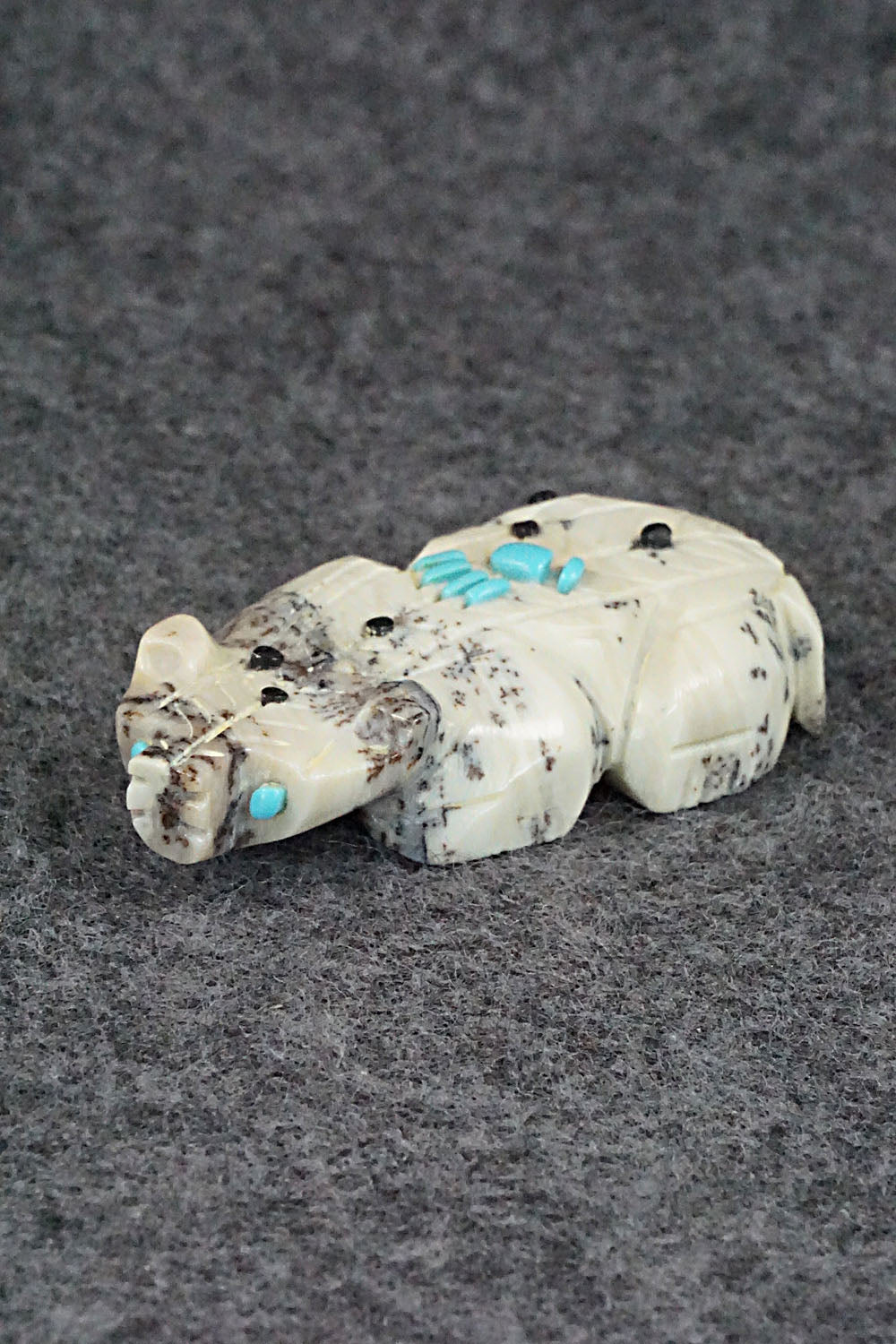 Badger Zuni Fetish Carving - Danette Laate