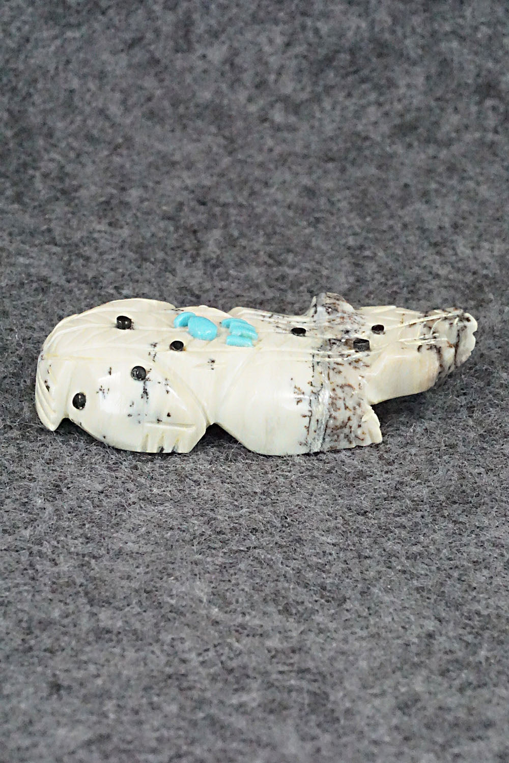 Badger Zuni Fetish Carving - Danette Laate
