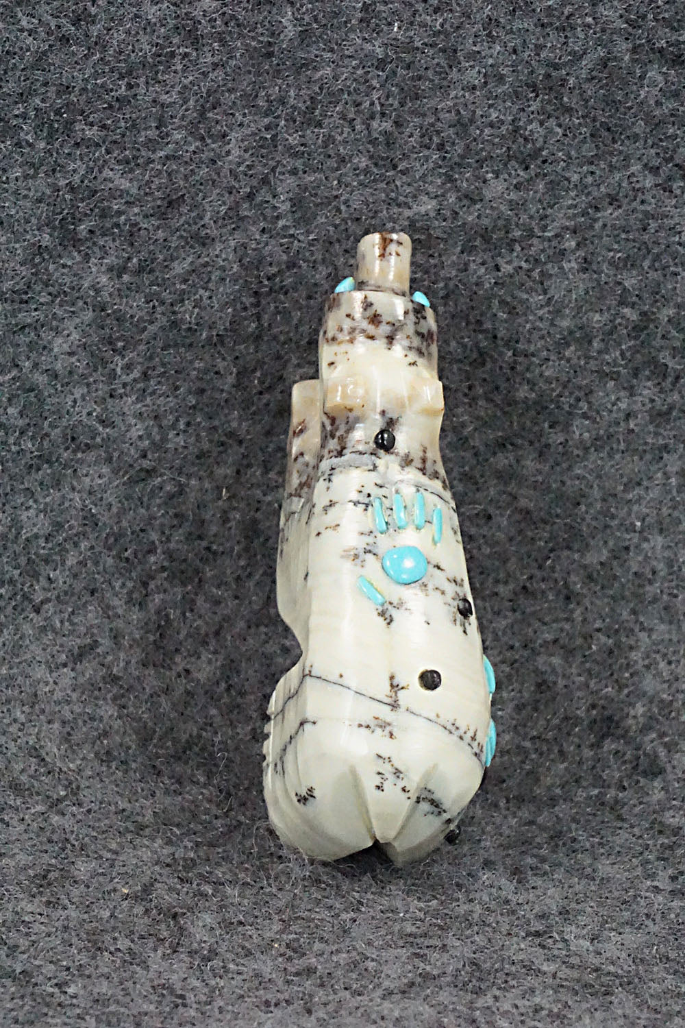 Bear Zuni Fetish Carving - Danette Laate
