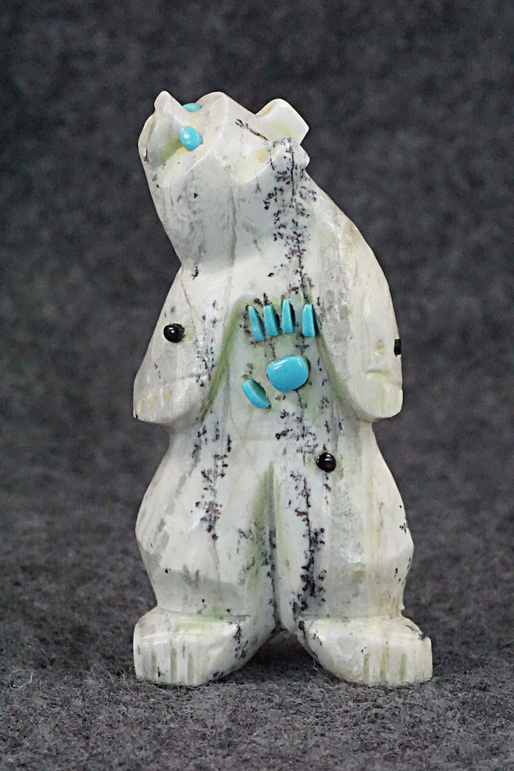 Bear Zuni Fetish Carving - Danette Laate