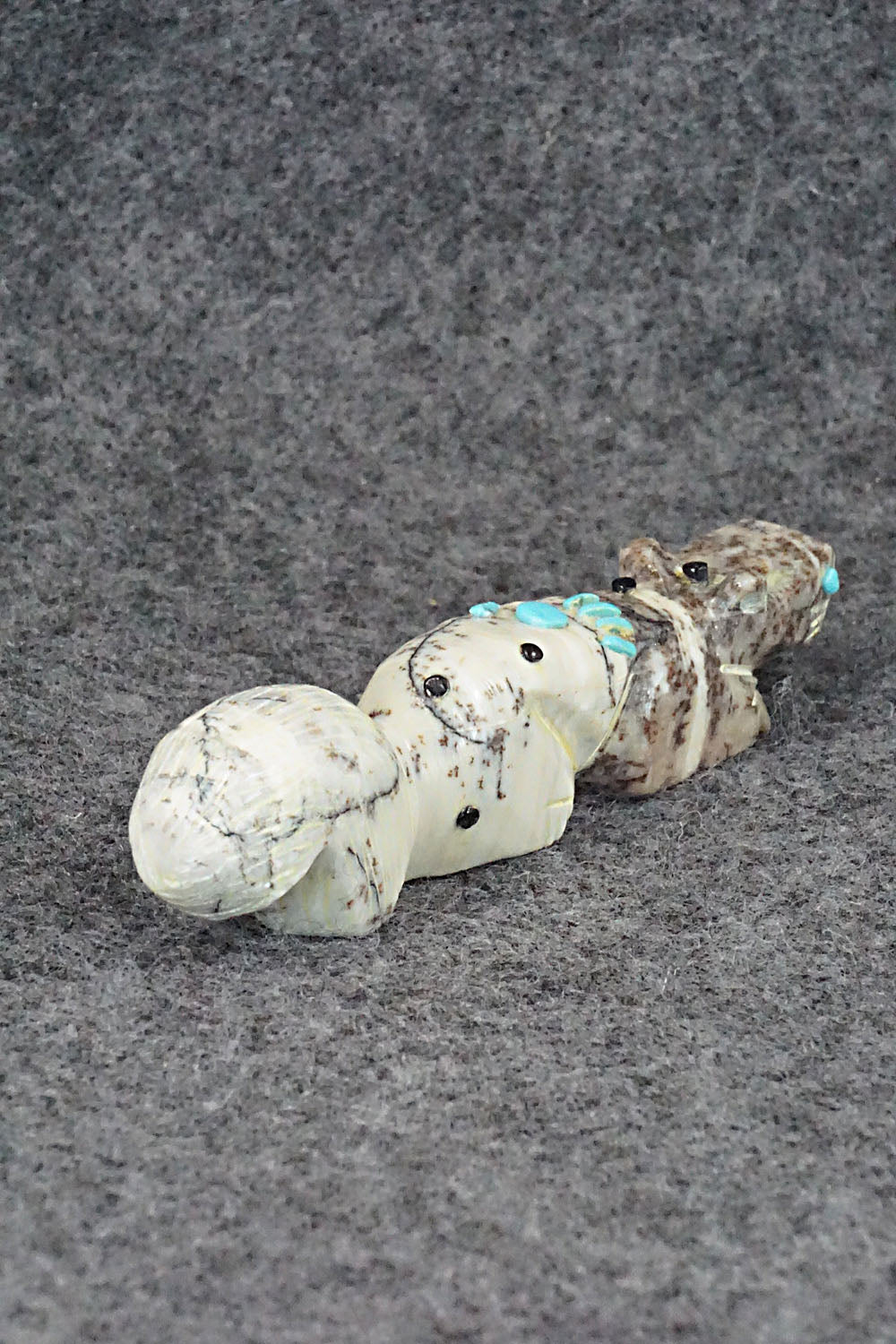 Squirrel Zuni Fetish Carving - Danette Laate