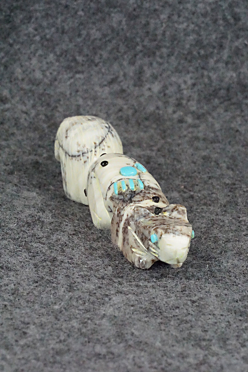 Squirrel Zuni Fetish Carving - Danette Laate