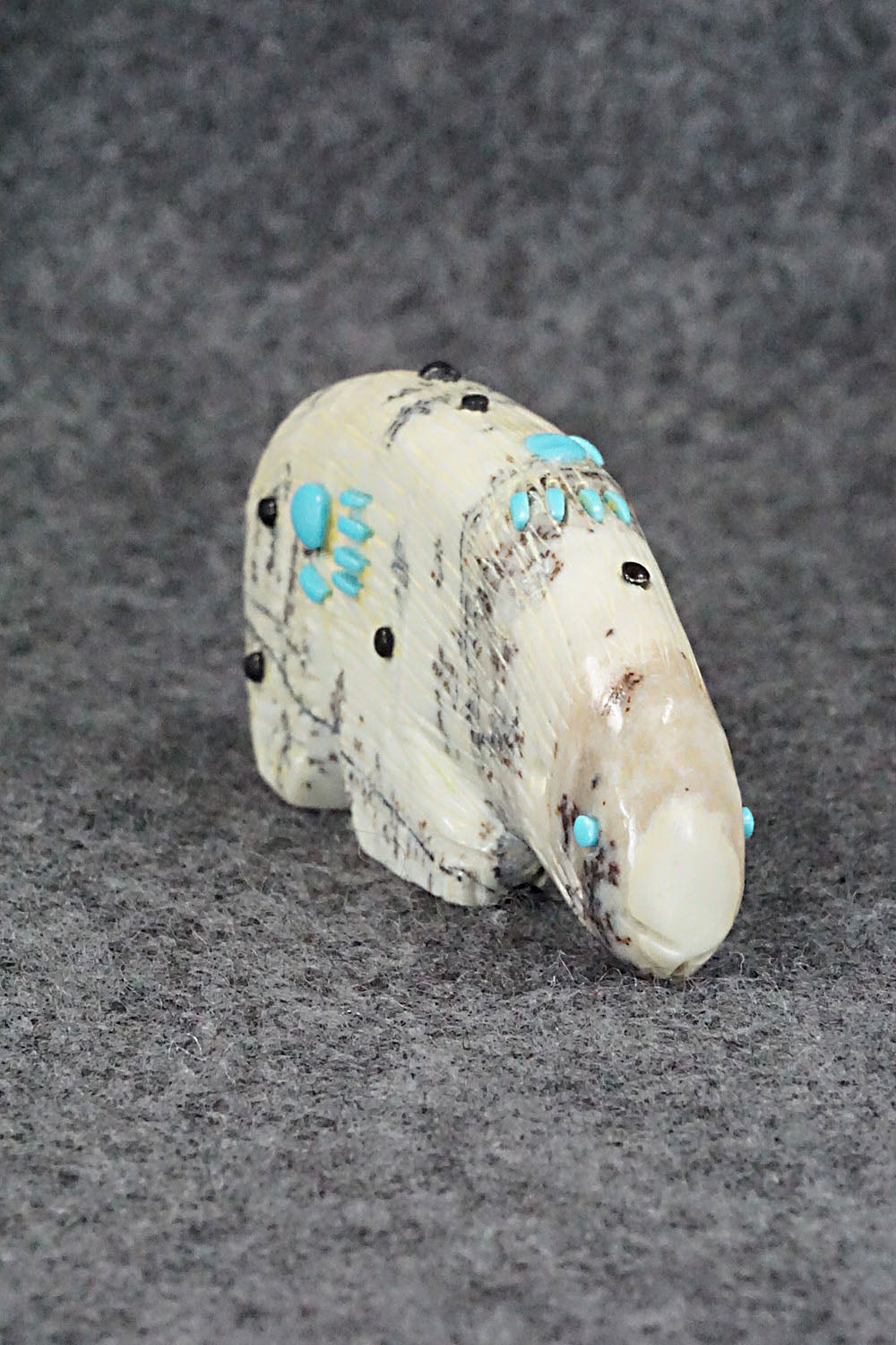 Porcupine Zuni Fetish Carving - Danette Laate