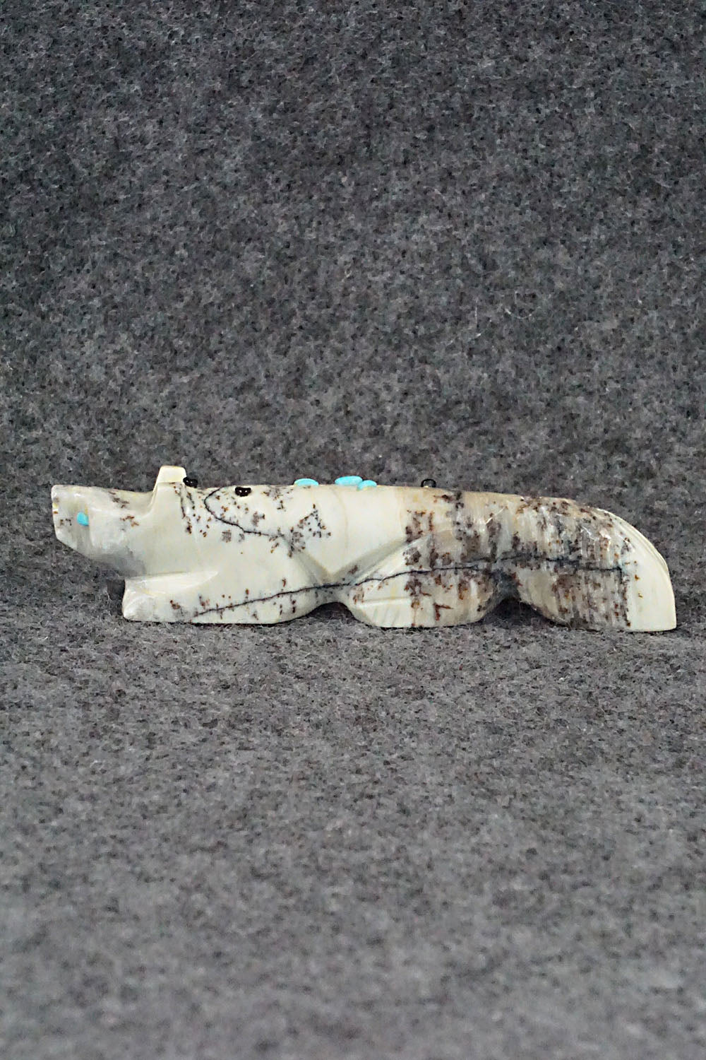 Wolf Zuni Fetish Carving - Danette Laate