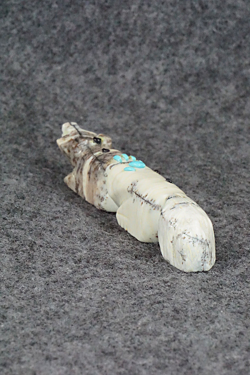 Wolf Zuni Fetish Carving - Danette Laate