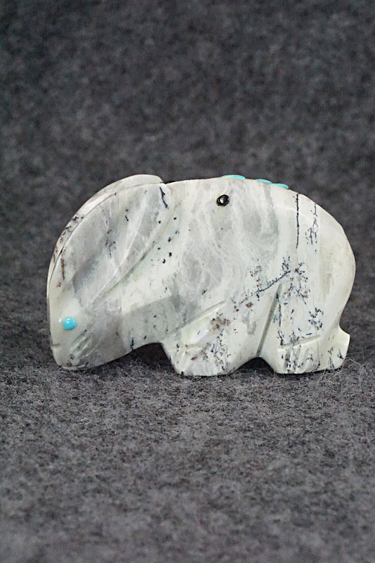 Rabbit Zuni Fetish Carving - Danette Laate