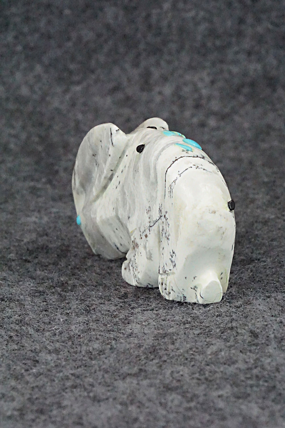 Rabbit Zuni Fetish Carving - Danette Laate