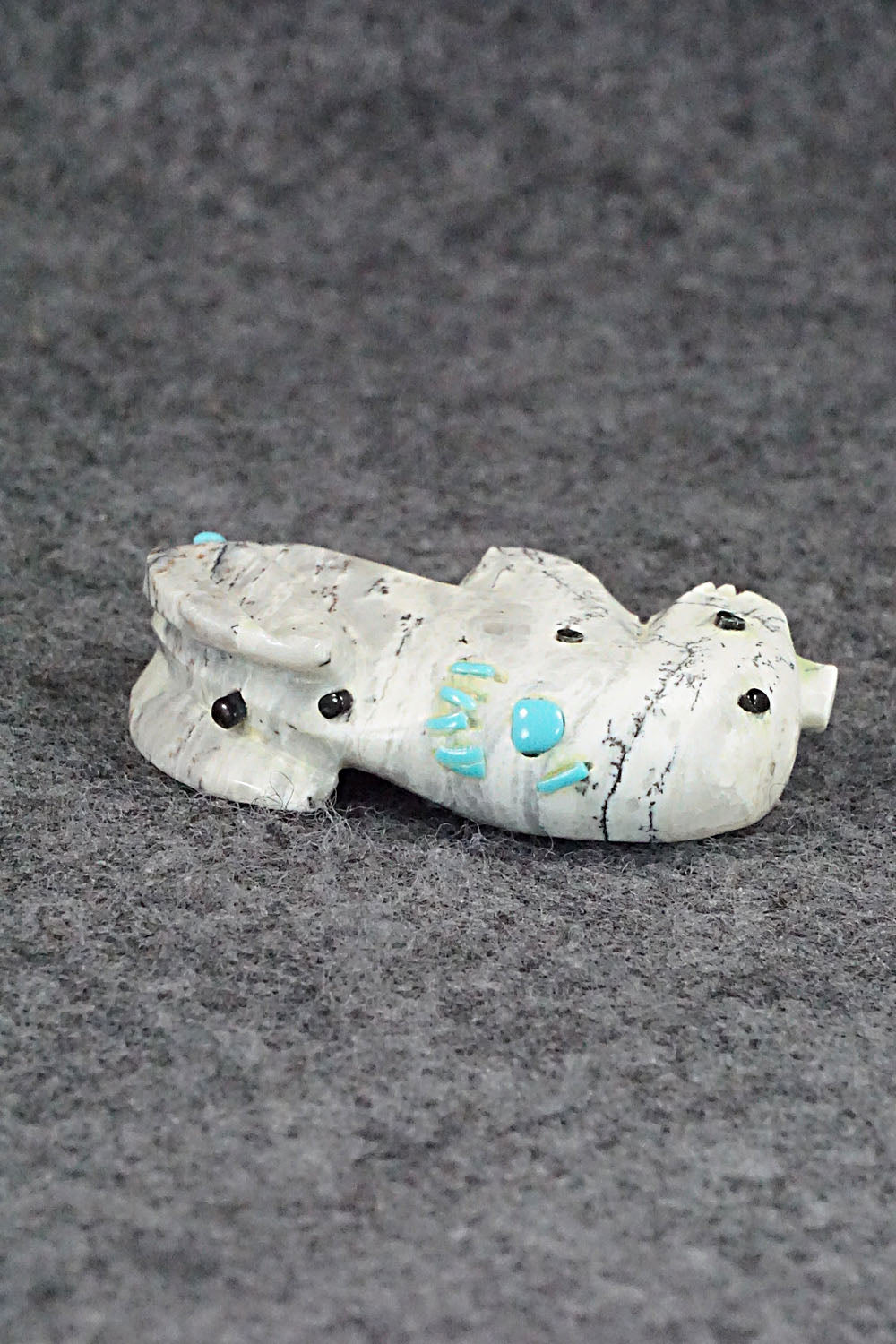 Rabbit Zuni Fetish Carving - Danette Laate