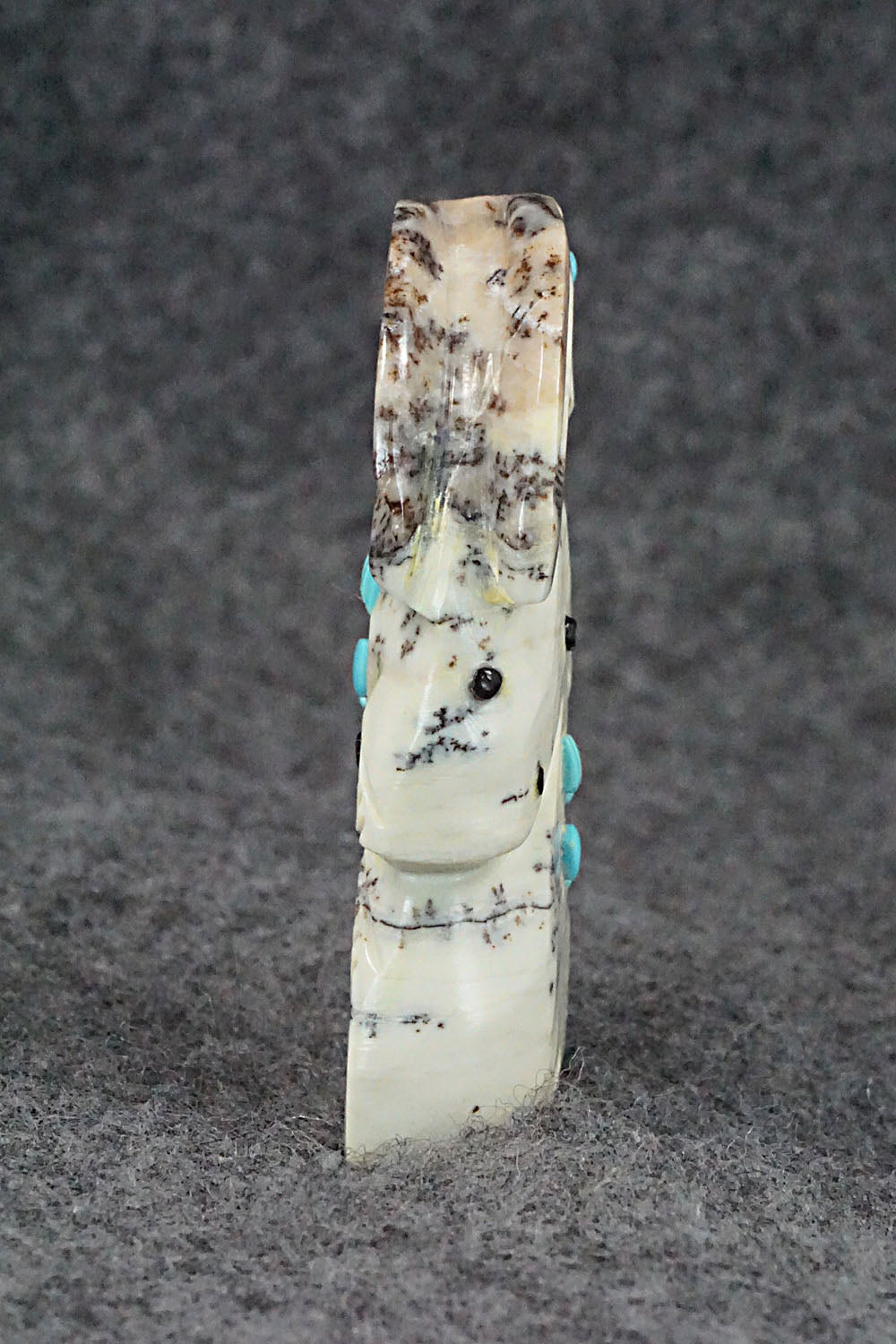 Rabbit Zuni Fetish Carving - Danette Laate