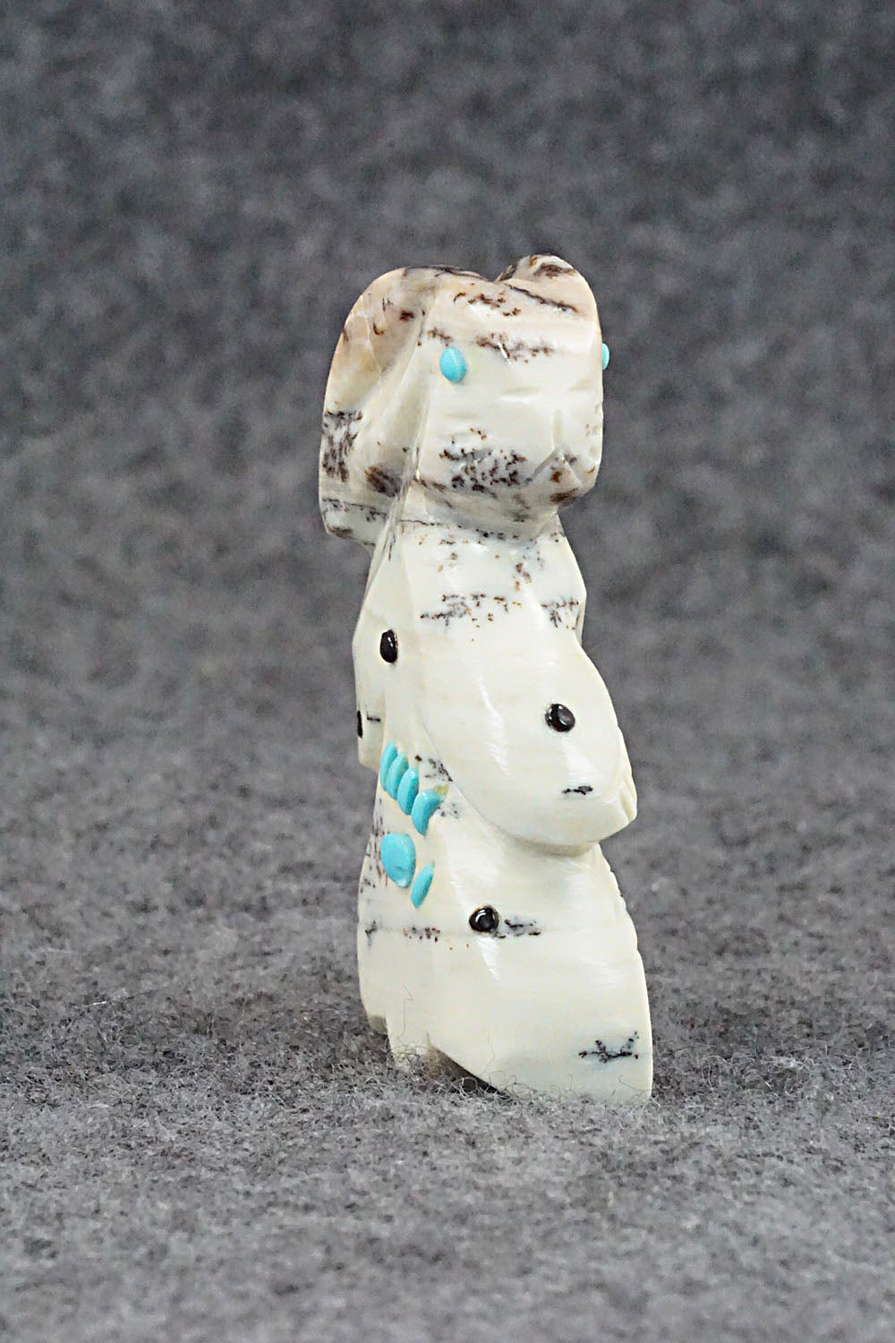 Rabbit Zuni Fetish Carving - Danette Laate