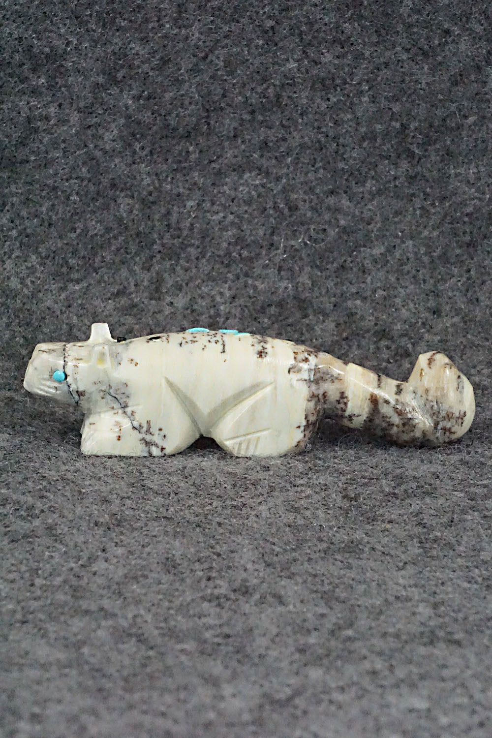 Mountain Lion Zuni Fetish Carving - Danette Laate