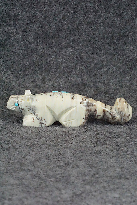 Mountain Lion Zuni Fetish Carving - Danette Laate